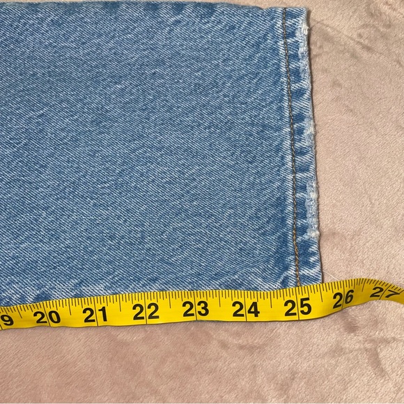 Levi’s 501 distressed high rise jean W32/L25 1/2 - Picture 14 of 14